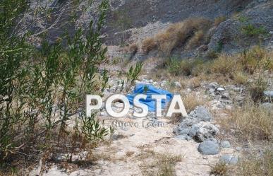 Hallan a mujer muerta en barranco de Hidalgo