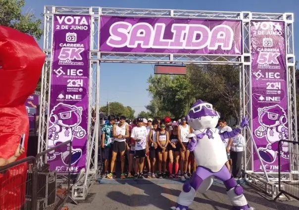 Realiza IEC carrera 5k por la Democracia en Saltillo