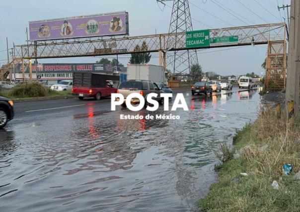 Se encharca Ecatepec y Tecámac tras lluvia vespertina