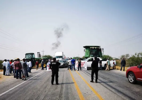 Cierre parcial en Carretera Federal 101 por manifestación de productores de sorgo