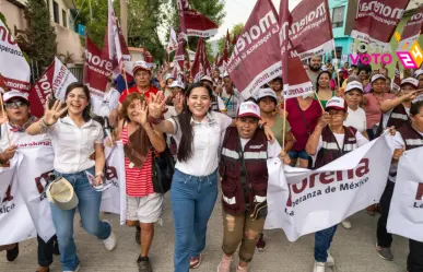 Visita Katalyna Méndez la Ampliación Echeverría en su última caminata