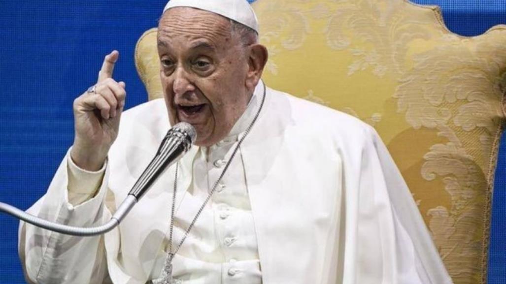 Tunden al papa Francisco por insulto homosexual: ya hay mucho mariconeo