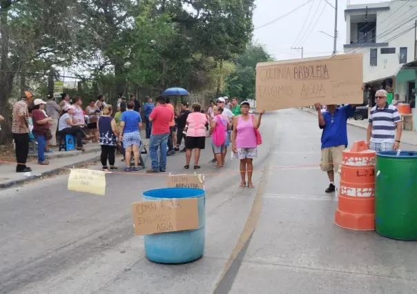 Bloquean por desigualdad en abastecimiento de agua en Tampico