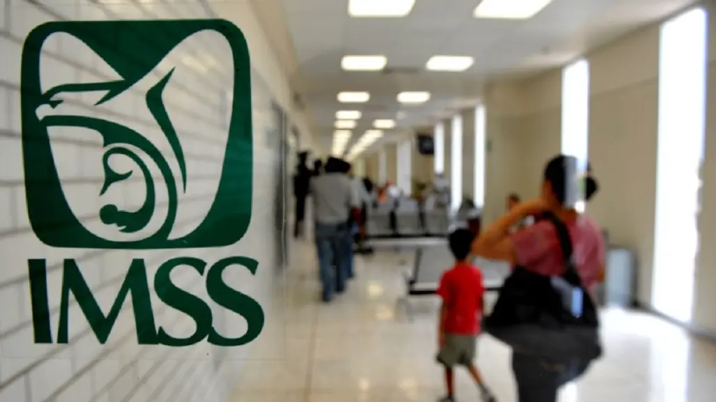 Infierno en el IMSS: Sufren por falta de climas