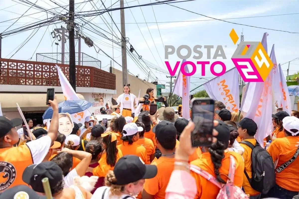 La candidata de Movimiento Ciudadano a la alcaldía de Monterrey, Mariana Rodríguez, durante un mitin de campaña en la colonia Independencia.  Foto: Movimiento Ciudadano