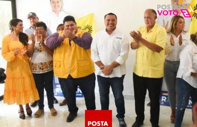 Dirigentes del PRD en Yucatán se unen al proyecto del candidato Renan Barrera