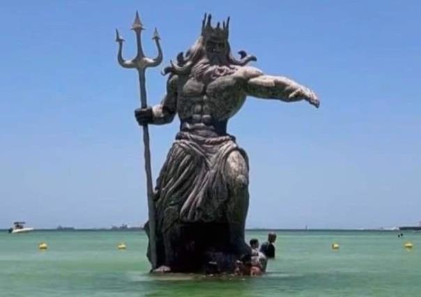 ¡Nueva estatua del Dios Poseidón en Progreso!