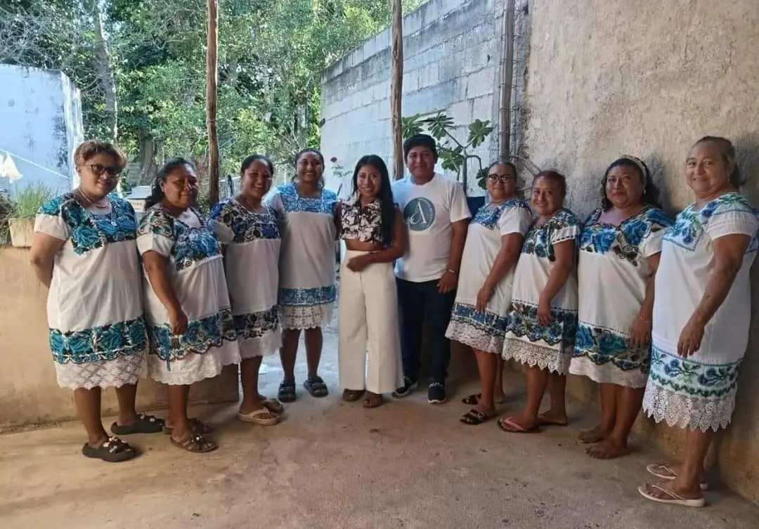 La actriz Yalitza Aparicio se reunió con las jugadoras Foto: Alejandra Vargas