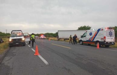 Conductor pierde la vida al chocar contra tráiler