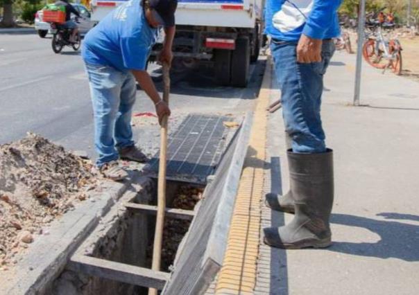 Supervisan pozos pluviales previo a la temporada de lluvias en Mérida