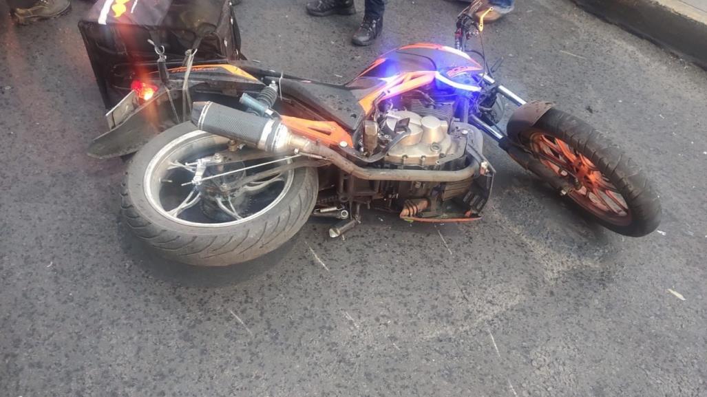 Muere motociclista tras ser proyectado por un vehículo en Iztacalco