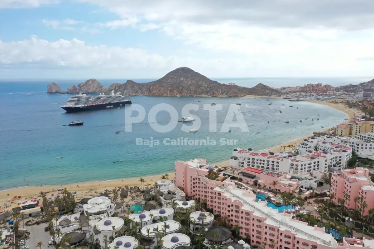 Bahía de Cabo San Lucas en el municipio de Los Cabos. Foto: Ariel Zavaleta / POSTA BCS