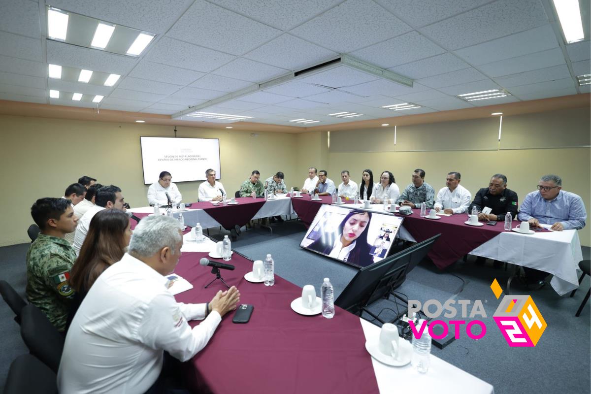 Centro de Mando de El Mante, integrado por autoridades de los tres órdenes de Gobierno. Foto: Agencia