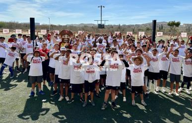 NFL ‘49ers’ imparte clínica deportiva a niños y jóvenes de Los Cabos