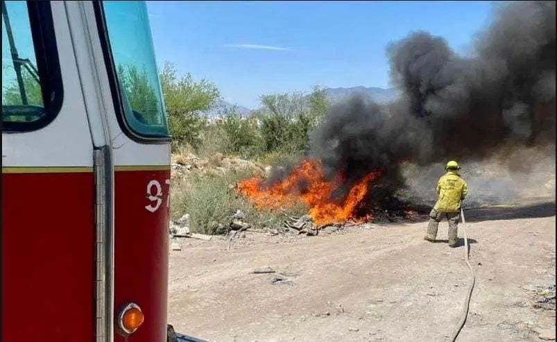 La primera recomendación es que los propietarios de los lotes baldíos mantengan las áreas deshierbadas y sin basura. (Fotografía: Gobierno Saltillo)