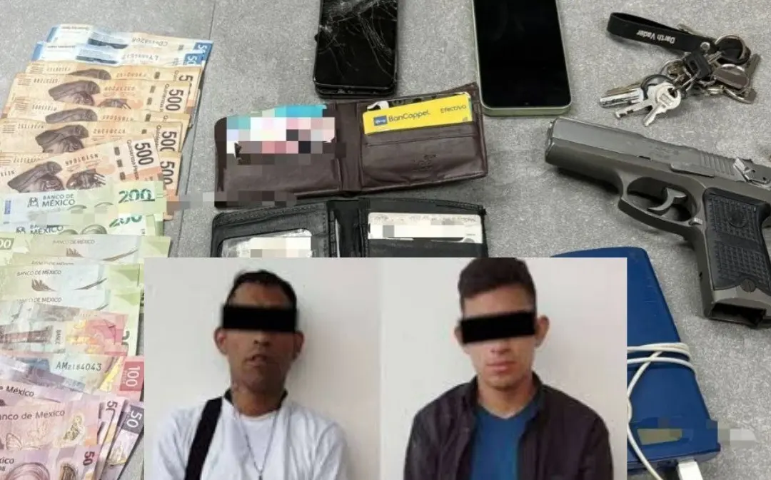 Alejandro Jair N y Marco Antonio N detenidos con un arma, dinero en efectivo y dosis de droga. Foto: Policía de Guadalupe.