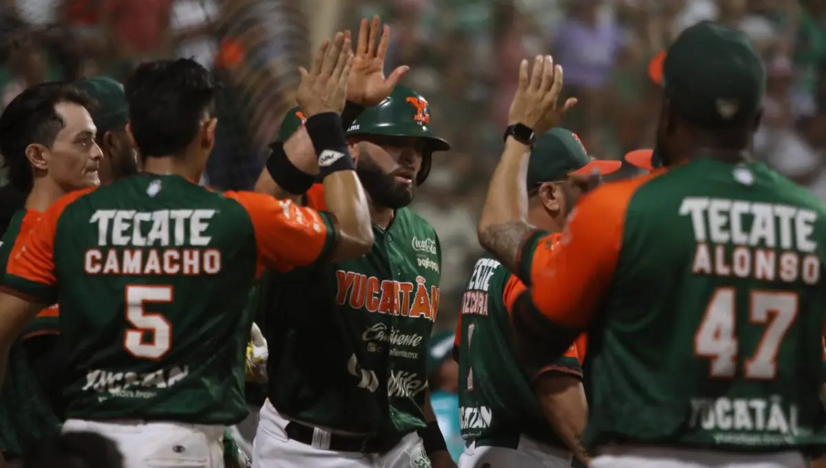 Este domingo, se decidirá quien se queda con la serie entre Leones y Saraperos Fotos: Cortesía