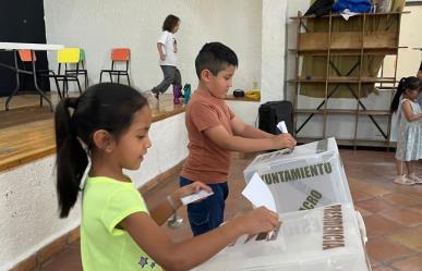 La Casa de los Niños de Saltillo realiza simulacro de elecciones