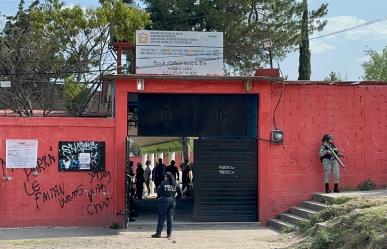 Encapuchados incendia casilla electoral en secundaria de Cuautitlán Izcalli