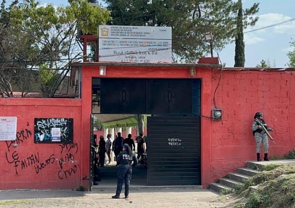 Encapuchados incendia casilla electoral en secundaria de Cuautitlán Izcalli