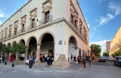 Foráneos se quedan sin votar en las casillas especiales, se acabaron las boletas