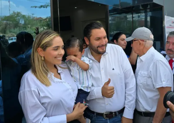 Ejerce su voto Carlos Villarreal; resalta la participación ciudadana