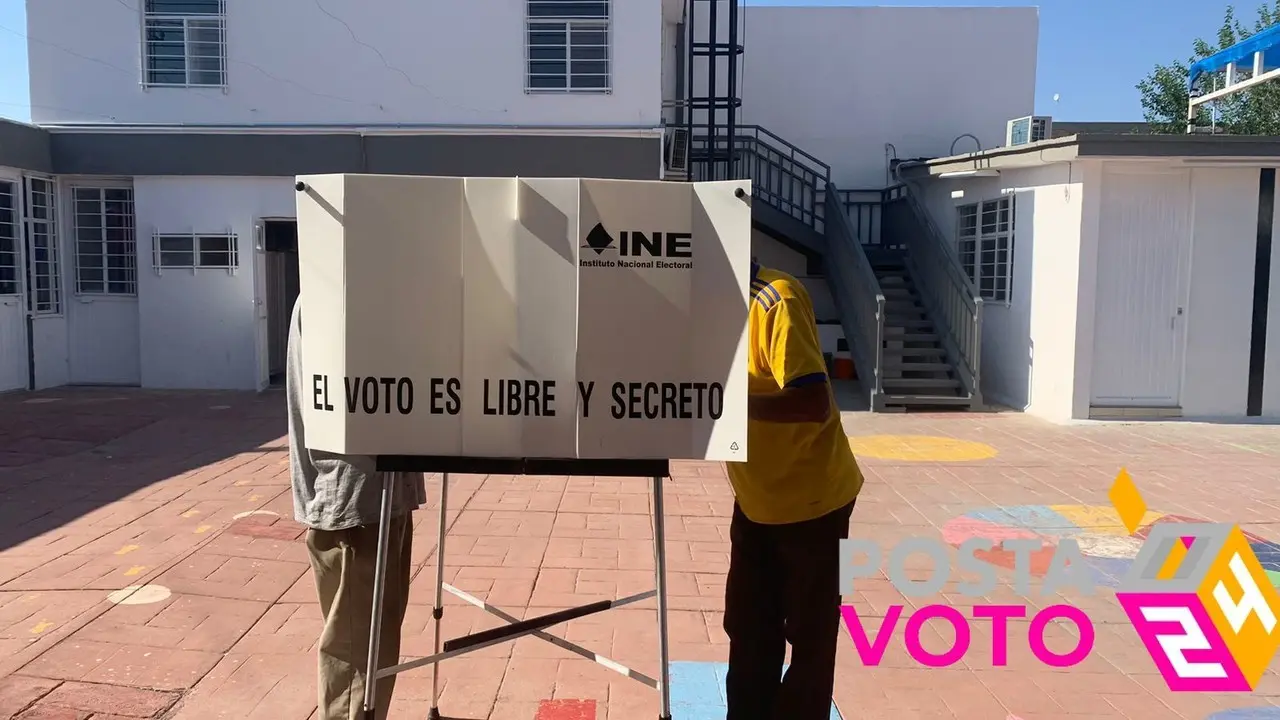 Desde muy temprano, los saltillenses acudieron a votar. (Fotografía: Claudia Almaraz)