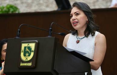 Doctora Flor Valdez Esquivel: premio a la excelencia docente en Yucatán 2024