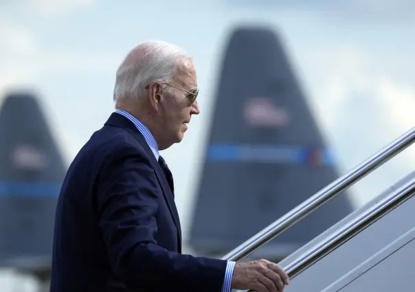 Biden prepara decreto para suspender asilo si llegada de migrantes supera 2,500