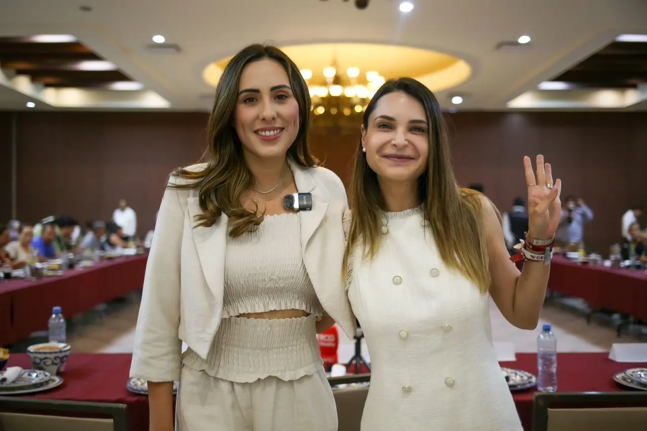 Ceci Guadiana junto a su suplente, Pily de Aguinaga. (Fotografías: Morena)