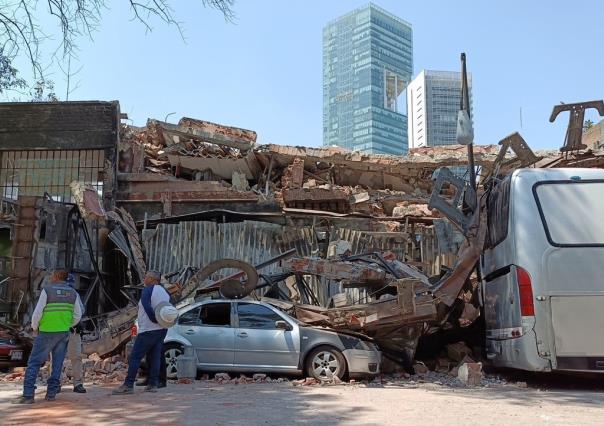 Se derrumba El Patio, centro de espectáculos de la época de oro