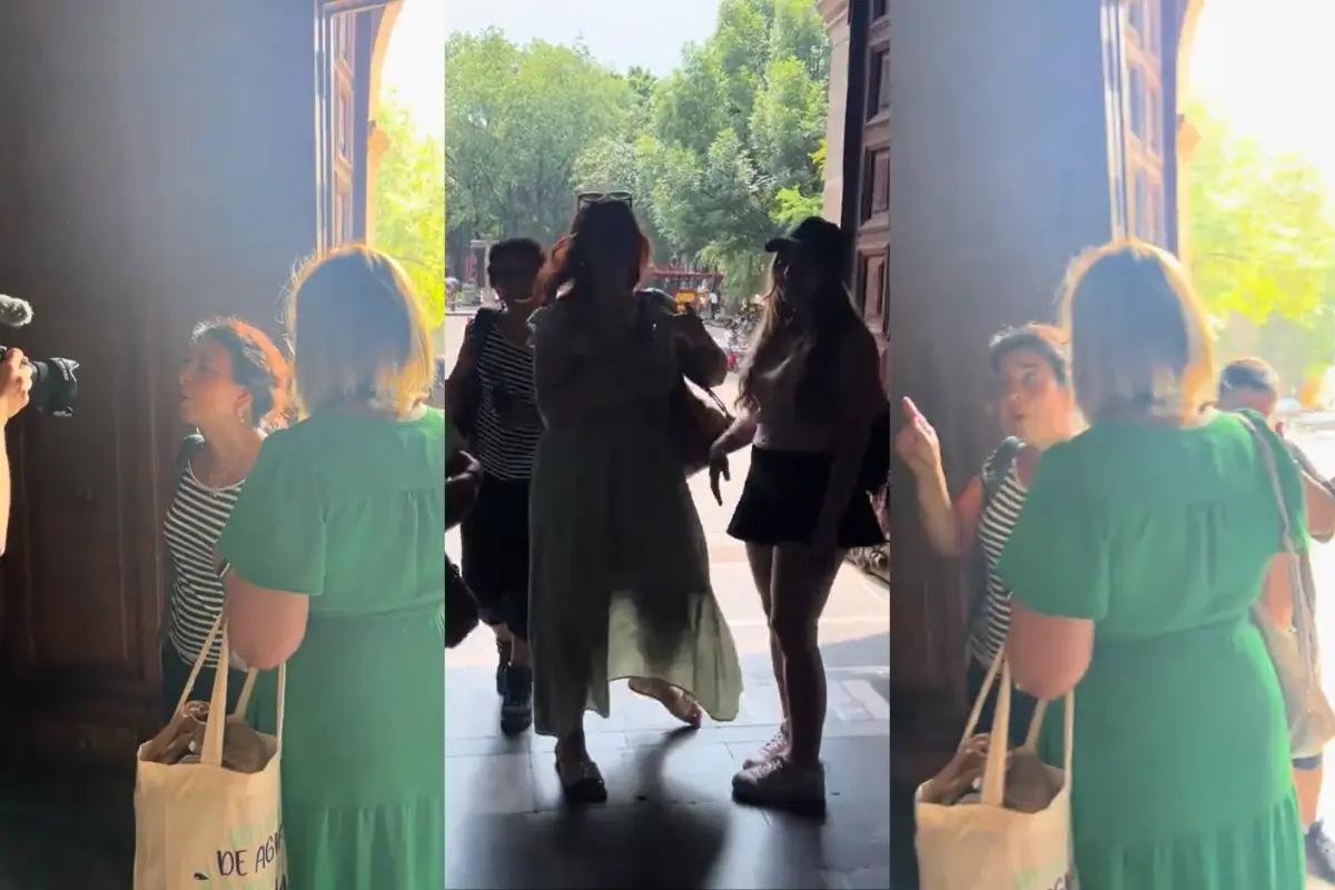 ¡Prohibido entrar con shorts! Mujer confronta a turistas en iglesia de Coyoacán