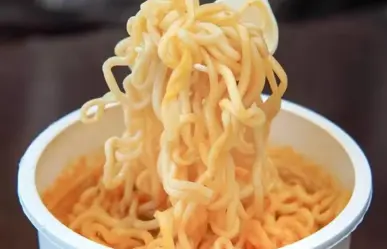Top 8 de sopas instantáneas de riesgo para consumo ¿Se pegan al estómago?