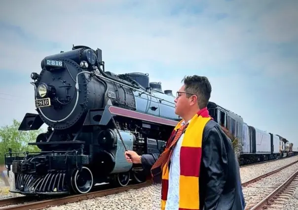 Regio se disfraza de Harry Potter por la locomotora La Emperatriz