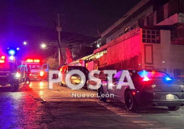 Ejecutan motociclistas a hombre en Monterrey