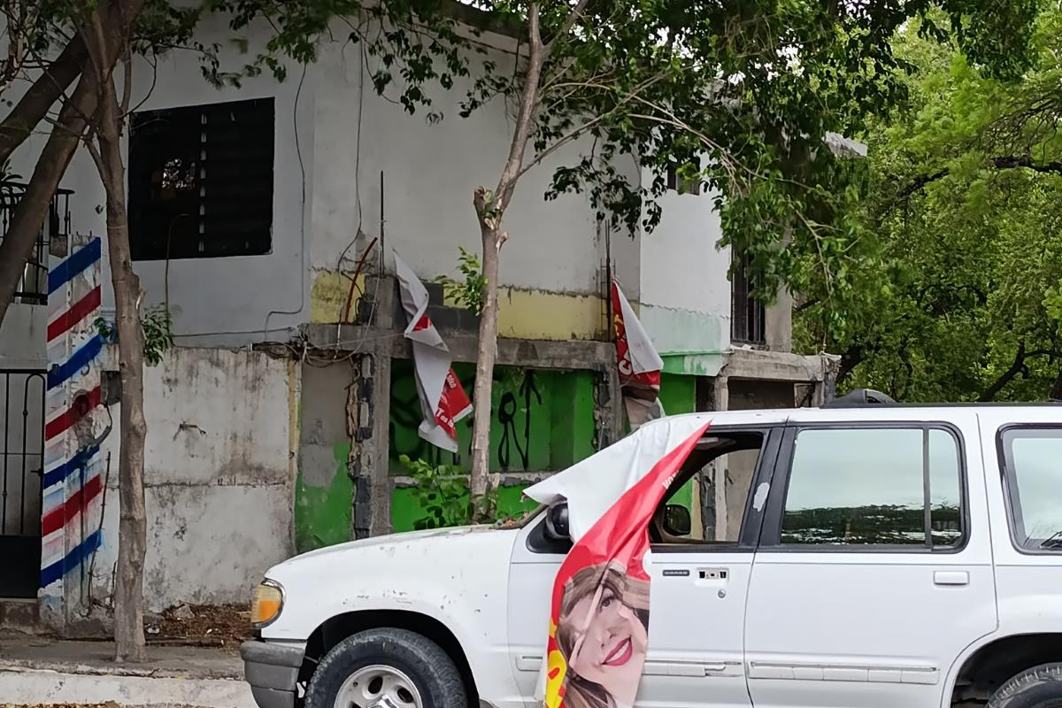 Los ciudadanos han optado por reciclar la propaganda electoral. Foto: Victoria Jiménez