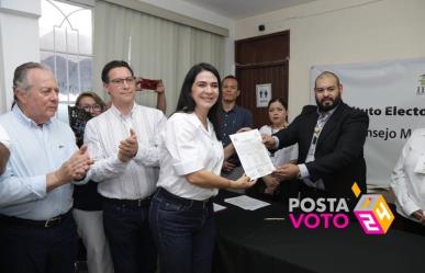 Recibe Mónica Villarreal constancia como presidenta electa de Tampico