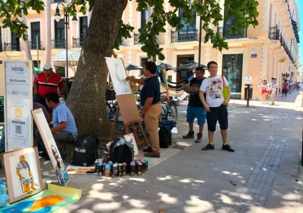 Víctor Argáez da “pinceladas” al aire libre en calles de Mérida