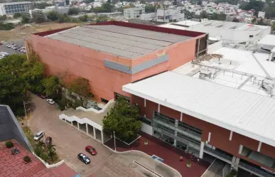 Se registra derrumbe en el Centro de Convenciones de Villahermosa