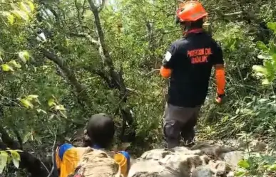 Rescatan a senderista extraviado en el cerro de la Silla