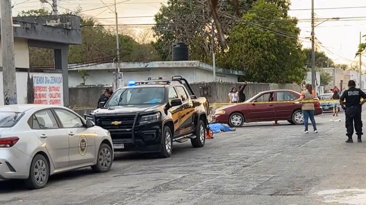 El motociclista terminó sobre el pavimento donde perdió la vida Fotos: Redes Sociales