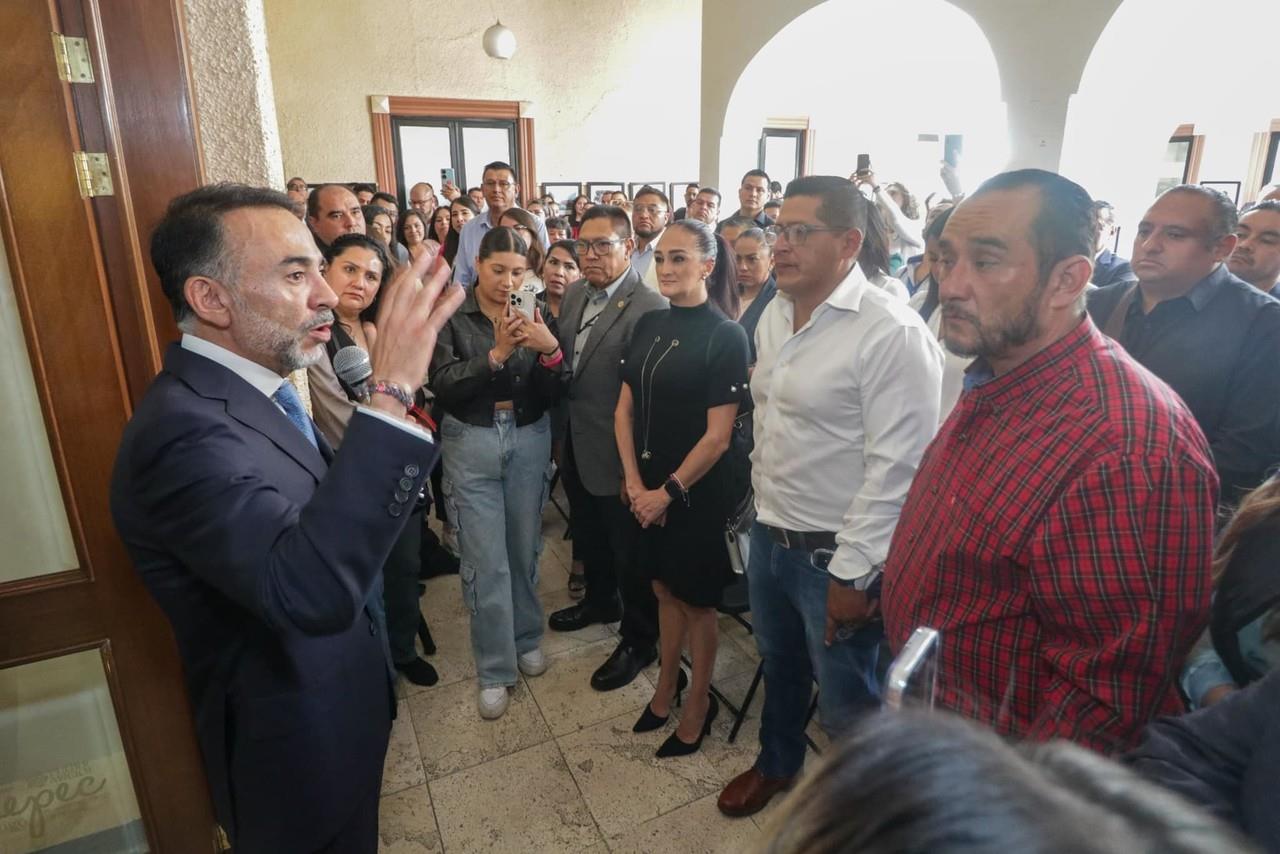 Fernando Flores regresa a sus funciones como alcalde de Metepec