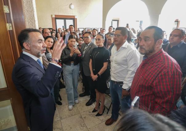 Fernando Flores regresa a sus funciones como alcalde de Metepec