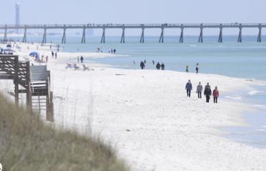 Dos ataques de tiburones en Florida: 3 personas heridas