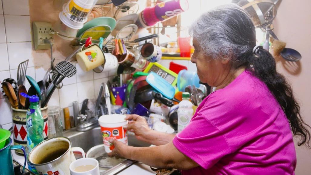 Tras falla eléctrica restablecen el servicio de agua en Santa Catarina