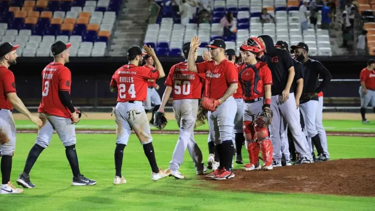 Caliente de Durango empata la serie y dejará que todo se defina en el último juego. Foto: Facebook/ Caliente de Durango.