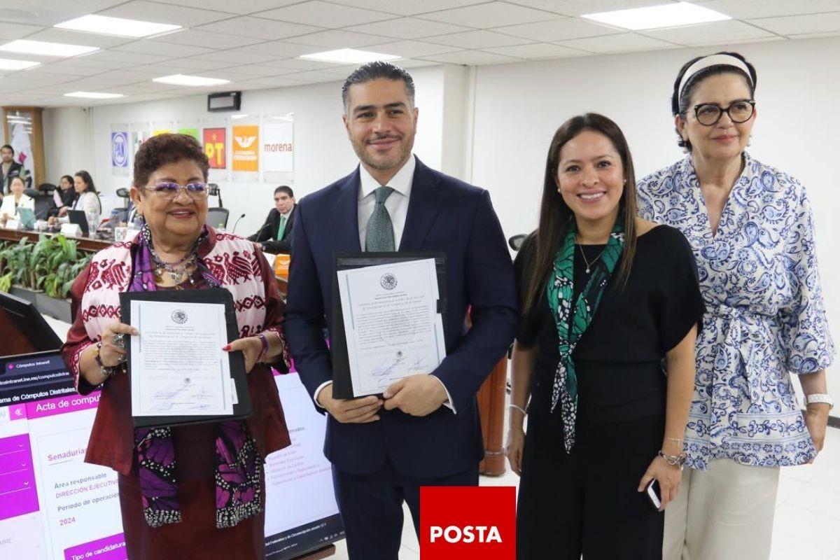 Ernestina Godoy y Omar García Harfuch reciben constancia de mayoría para el Senado. Foto: Equipo de trabajo