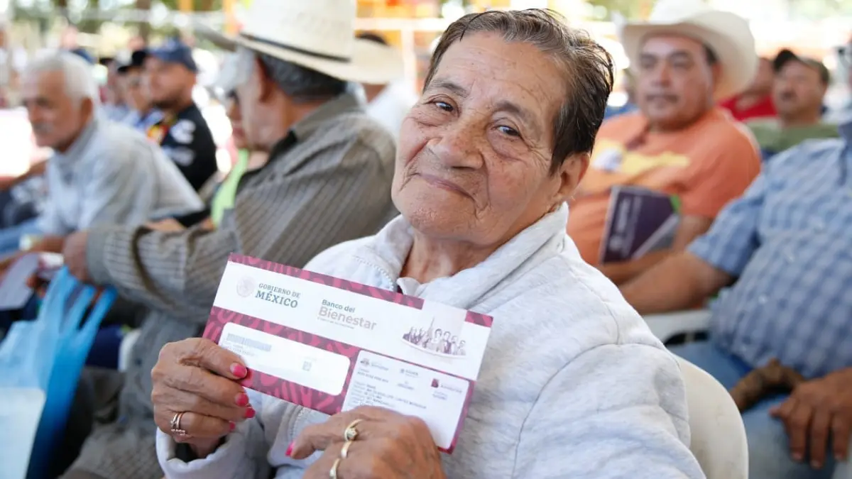 En los primeros de julio se reanudarán los pagos de la pensión Bienestar Foto: Cortesía