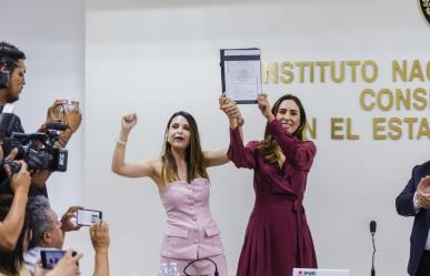 Cecilia Guadiana recibe constancia de Senadora por Coahuila