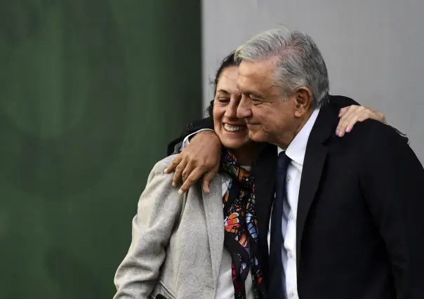 A esta hora se reunirán hoy AMLO y Sheinbaum